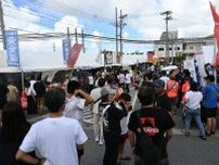 初代王者は「ちょーでーぐぁ」　第1回沖縄そばグランプリ　名店8店の激戦制す　西原