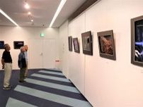 地域の名所鮮やかに　２７日まで、鉾立写友会作品展