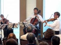 日本とスイスの文化交流を スイス・ロマンド管弦楽団が演奏会 豊かな音色に耳傾ける＝静岡市清水区
