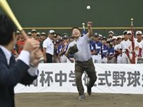 矢板で真中満杯　ヤクルト元監督の真中さん、球児を激励　