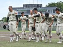 作新学院、延長猛追もあと一本出ず　要所でのミスや併殺響く　高校野球栃木大会決勝