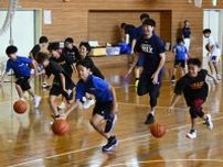 ブレックスのバスケ教室、6000回の節目　比江島選手がコーチに　サプライズ登場で大歓声