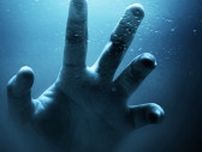 学校の怪談の大スター「テケテケ」は沖縄が発祥？　36人の少女が海に消えた「中河原海岸水難事故」でも囁かれた“戦争”幽霊の存在