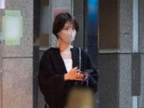 【永瀬廉と熱愛報道】浜辺美波、クリスマスには「セクゾ」コンサートへ“お忍び”来場…本誌が見ていた“ジャニオタ”素顔
