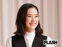 【蒼井優に新たな試練】「角瓶」新CMで“新店主”に大抜擢もネットでは“前任者ロス”…直近では「田中圭」出演でマイナスイメージも