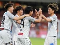 【J１第22節】２発快勝の柏が勝点で首位鹿島に並ぶ！ 名古屋は広島に競り勝ち、最下位マリノスは湘南とドロー決着
