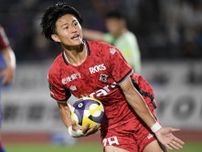 「何じゃコレ」「久保竜彦かよ…」現役高校生が神ゴール！ 17歳FWの“30メートル級”衝撃ドライブ弾にSNS沸騰「将来は代表入りかな」
