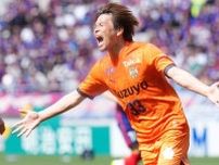 「大好きな２人」エスパ乾貴士、ブンデス移籍の“後輩”との２ショットに脚光！「絵になる」「見てるだけで幸せ」