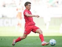 「完璧な選手」イングランド古豪に日本人MF獲得待望論！「ドイツでも卓越している」