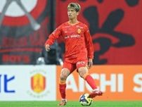 京都から大阪までランニング。櫻坂の人気メンバーが名古屋DFのストイックぶりを明かす「親戚というより、選手としてすごく格好良い」