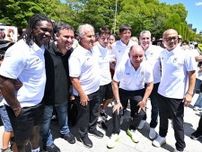 「戦争がなくなることを祈っていました」中田英寿が伝えた、平和への想いとサッカーでできること「多くの人の行動、考え方を変えられるスポーツ」