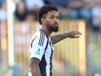プレミアから関心を集めるD・ルイス、フルアム＆リーズ加入には難色か…他クラブへの移籍を検討中？