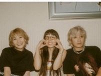 セカオワFukase　“ホワイトヘア”で「推し」と豪華3S披露にファン歓喜「かわいい×3」「爆イケ」