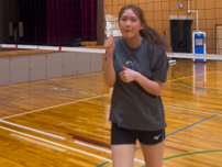 「いきやすっ！」美女バレーボーラー、苦手なブロック練習を公開！エッホエッホで乙女さも連れたムービーが大好評！