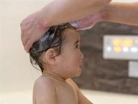 「昔の病気」「不潔が原因」は間違い。ママ・パパが知らないアタマジラミ感染症のこと【専門家監修】