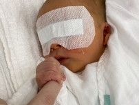 ドーキンズ英里奈、不妊・不育症治療を経て出産「出産時、赤ちゃんが呼吸トラブルでNICUへ。生きていることに感謝！」