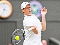 シナー BIG4以外で初の大台到達