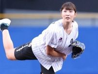 狩野舞子ノーバン投球成功の裏で…ZOZOマリンに降臨した“大物レジェンド”がロッテ選手と記念撮影「元気そうでなにより」