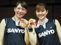 「やっぱり華がある！」潮田玲子が公開した“伝説のオグシオ”ひさびさ２ショットにファン歓喜！「変わらずお美しい」「最高のコンビ」