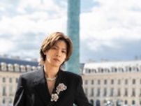 Number_i・神宮寺勇太、胸元に輝くバラのブローチ　ミキモトのハイジュエリーをまといパリ・オートクチュールに登場