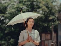 広瀬すず＆二階堂ふみ“初共演”の場面カット公開　石川慶監督熱望のキャスティングで“異次元の反応”に期待＜遠い山なみの光＞　