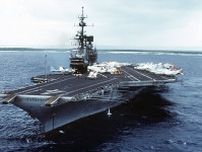 日本の横須賀に初めて配備された米空母「ミッドウェイ」余生を過ごす母国で「釣り船」に突っ込まれる!?