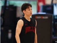 河村勇輝 ブルズと2WAY契約　M.ジョーダンも所属した名門