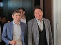 韓国ＳＫ会長　オープンＡＩ本社でアルトマンＣＥＯと面会